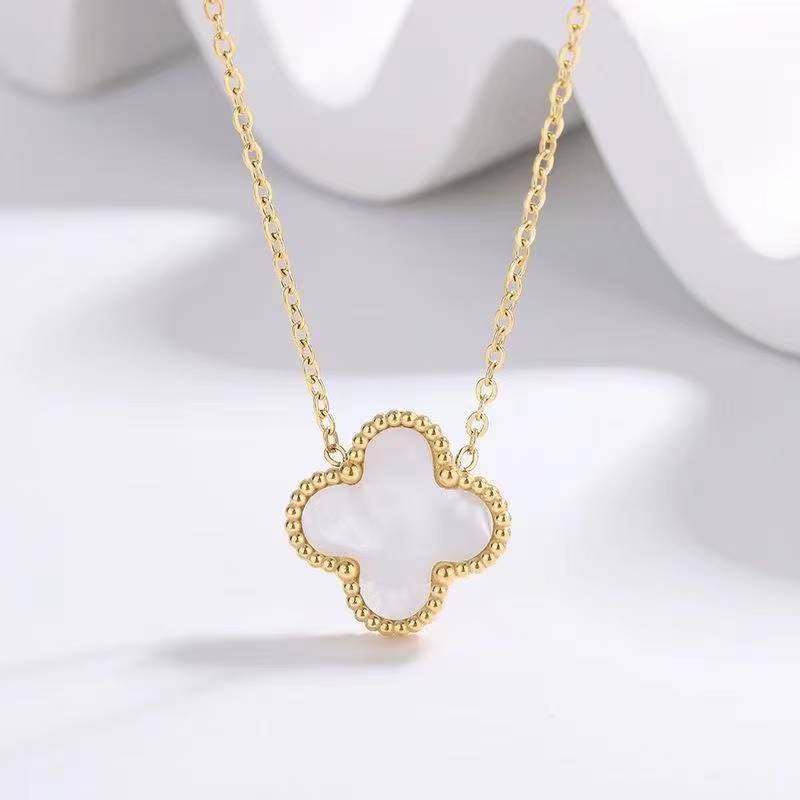 Aura Clover Necklace