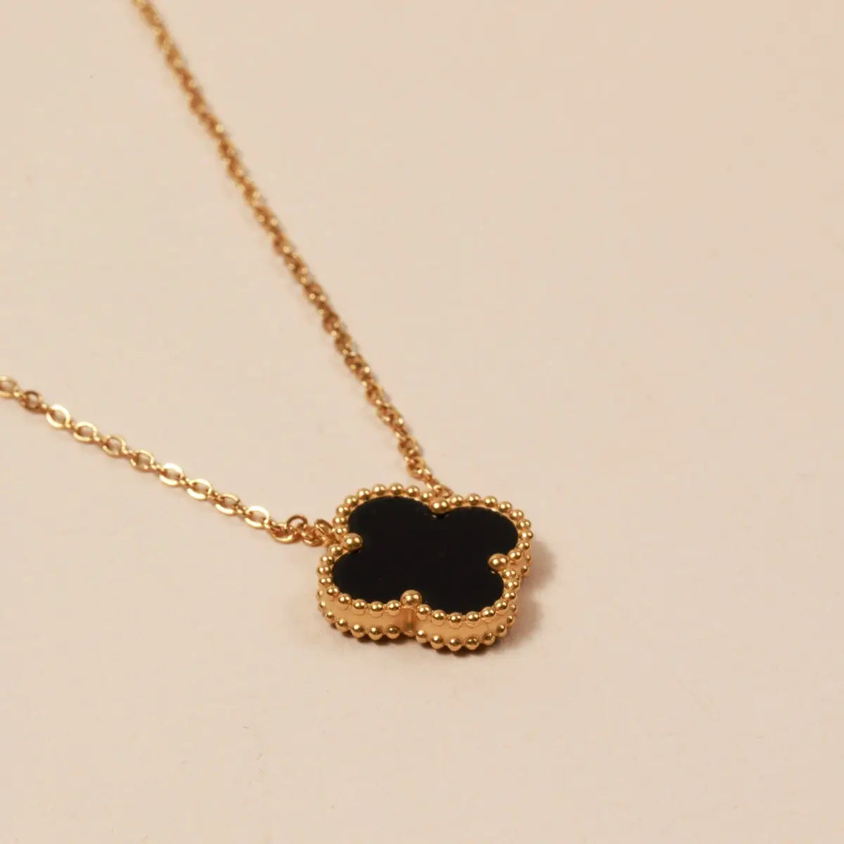 Aura Clover Necklace