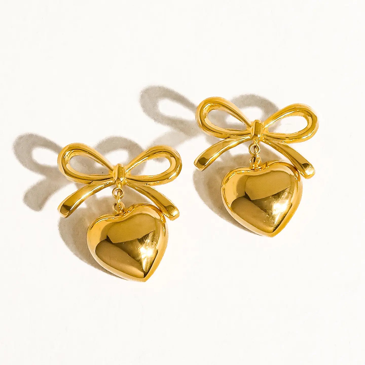 Belle Heart  Earrings Gold