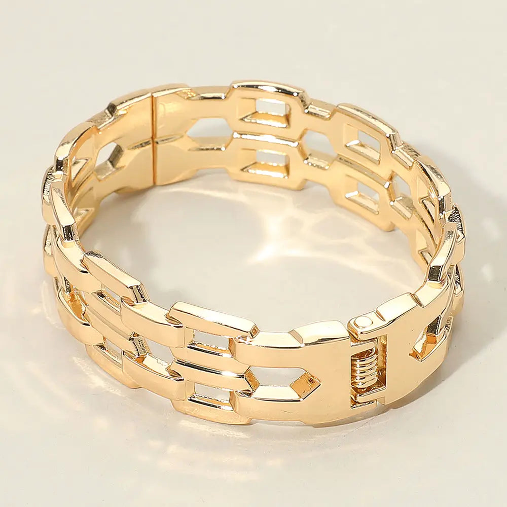 Bold Aura Cuff Gold