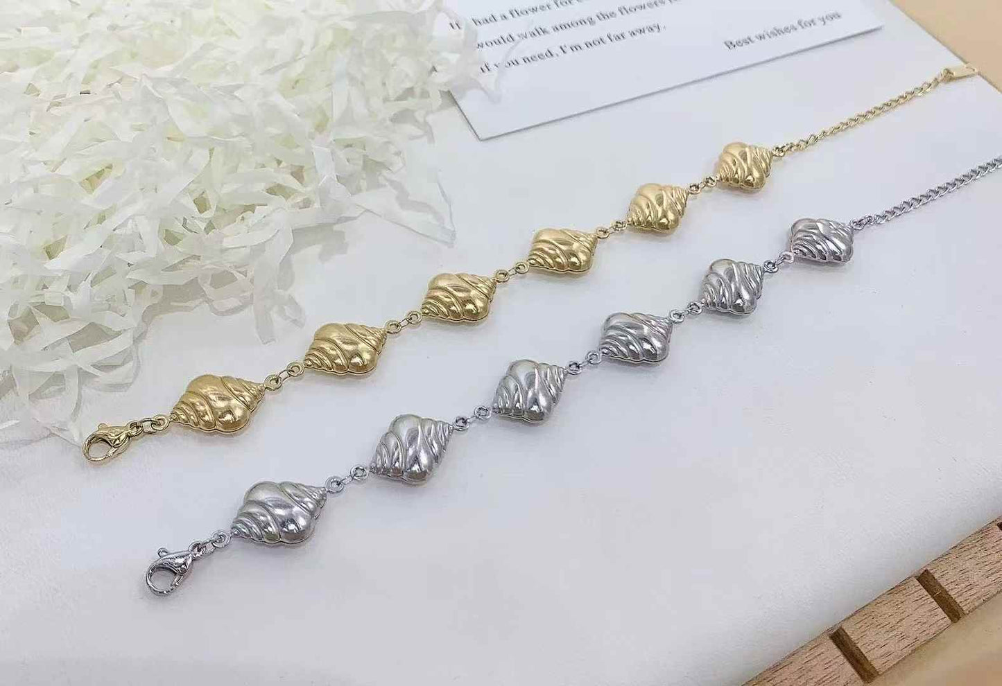 Coastal Muse Bracelet Gold Chain