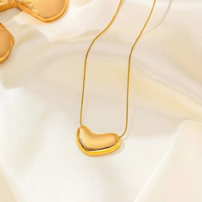 Fluid Gold Pendant Necklace